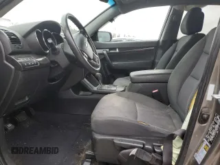 2012 Kia Sorento LX with VIN 5XYKTCA66CG270725, listed as a Copart auction lot 46607405 with Not Provided miles and Non Repairable. Bid and sale history available at DreamBid. Image 7.