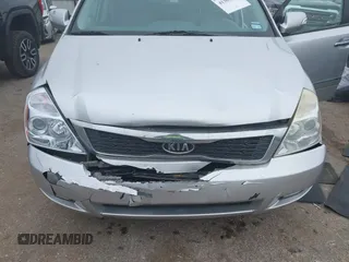 2012 Kia Sedona EX with VIN KNDMH4C74C6497243, listed as a IAAI auction lot 41368080 with 218,806 mi miles. Bid and sale history available at carsss.com. Image 6.