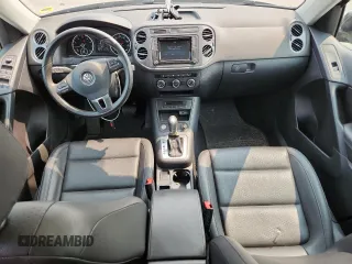 2016 Volkswagen Tiguan S z VIN WVGAV7AX8GW561222, wystawiony jako Copart lot #59292375 z przebiegiem 112 174 mil mil oraz Szkoda całkowita • Salvage title. Historia ofert i sprzedaży dostępna na DreamBid. Obrazek 8.