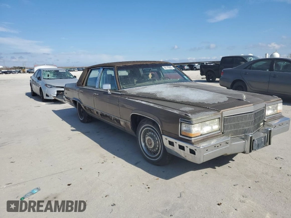 1990 Cadillac Brougham z VIN 1G6DW5476LR727151, wystawiony jako Copart lot #88145665 z przebiegiem Nie podano mil oraz Tytuł czysty. Historia ofert i sprzedaży dostępna na DreamBid. Obrazek 4.