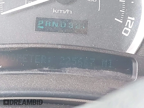 2005 Chevrolet Silverado 1500 LT with VIN 2GCEK13T351266474, listed as a IAAI auction lot 42098149 with 225,667 mi miles and . Bid and sale history available at DreamBid. Image 15.