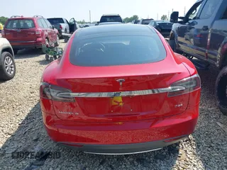 2013 Tesla Model S Performance with VIN 5YJSA1CP6DFP17689, listed as a IAAI auction lot 42483390 with 51,432 mi miles and . Bid and sale history available at DreamBid. Image 17.