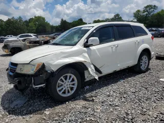 2018 Dodge Journey SXT with VIN 3C4PDCBB4JT158140, listed as a Copart auction lot 64291765 with 39,744 mi miles and Salvage title. Bid and sale history available at DreamBid. Image 1.