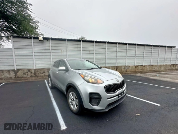 2019 Kia Sportage LX with VIN KNDPM3AC1K7513099, listed as a Copart auction lot 55706075 with 194,886 mi miles and Clean Title. Bid and sale history available at carsss.com. Image 1.