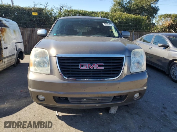 2012 GMC Yukon SLT with VIN 1GKS1CE03CR137258, listed as a Copart auction lot 87684815 with 253,348 mi miles and Salvage Title. Bid and sale history available at carsss.com. Image 5.