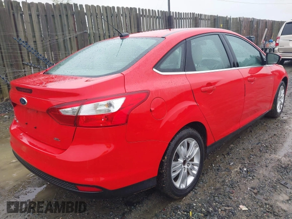 2012 Ford Focus SEL with VIN 1FAHP3H25CL162575, listed as a IAAI auction lot 42018674 with 237,745 mi miles. Bid and sale history available at carsss.com. Image 4.