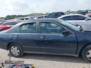 2007 Honda Accord LX with VIN 3HGCM56417G710802, listed as a IAAI auction lot 42624322 with 171,470 mi miles and . Bid and sale history available at DreamBid. Image 14.