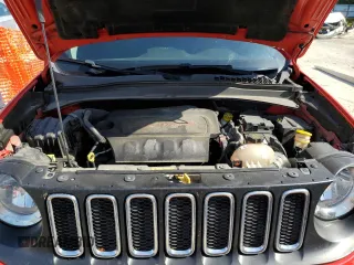 2018 Jeep Renegade Altitude with VIN ZACCJABB2JPG84687, listed as a Copart auction lot 53994155 with 150,680 mi miles and Salvage title. Bid and sale history available at DreamBid. Image 12.