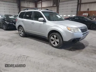 2010 Subaru Forester 2.5X Premium with VIN JF2SH6CC5AH777482, listed as a IAAI auction lot 41839201 with 257,797 mi miles. Bid and sale history available at carsss.com. Image 1.