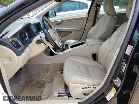 2016 Volvo V60 T5 Drive-E Premier with VIN YV140MEK8G1287119, listed as a Copart auction lot 68287554 with 135,290 mi miles and Clean Title. Bid and sale history available at carsss.com. Image 7.
