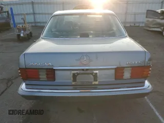 1987 Mercedes-Benz 300 SDL with VIN WDBCB25D8HA308682, listed as a Copart auction lot 85747364 with 250,052 mi miles and Clean Title. Bid and sale history available at carsss.com. Image 6.