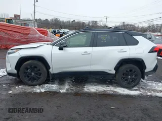 2024 Toyota RAV4 Hybrid XSE with VIN JTME6RFV2RD560488, listed as a IAAI auction lot 41542751 with 9,402 mi miles and . Bid and sale history available at carsss.com. Image 14.