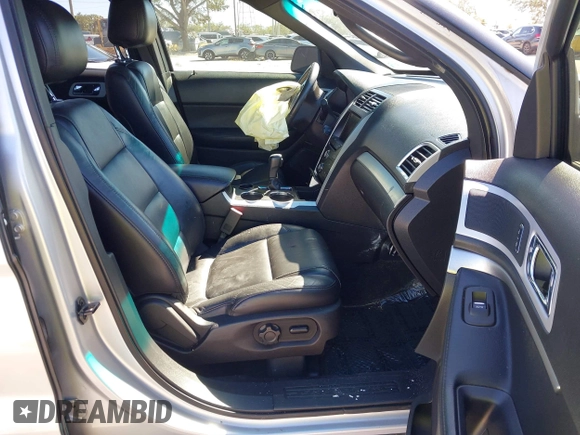 2014 Ford Explorer XLT with VIN 1FM5K7D98EGB66763, listed as a IAAI auction lot 40933042 with 126,929 mi miles and . Bid and sale history available at DreamBid. Image 5.