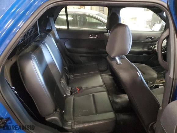 2019 Ford Police Interceptor Utility with VIN 1FM5K8AT8KGB15703, listed as a Copart auction lot 76998894 with 104,702 mi miles and Clean Title. Bid and sale history available at carsss.com. Image 11.