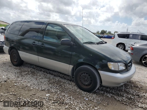 2000 Toyota Sienna CE with VIN 4T3ZF19CXYU224375, listed as a Copart auction lot 51433325 with 147,365 mi miles and Salvage Title. Bid and sale history available at carsss.com. Image 4.