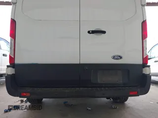 2019 Ford Transit с VIN 1FTYE1YM2KKB45887, выставлен на аукционе IAAI как лот 42496551 с пробегом 113 076 миль миль и . История ставок и продаж доступна на DreamBid. Изображение 19.