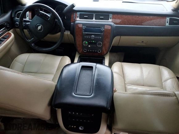2007 Chevrolet Tahoe LT с VIN 1GNFC13077J260426, выставлен на аукционе Copart как лот 80866964 с пробегом 221 203 миль миль и Списание • Salvage title. История ставок и продаж доступна на DreamBid. Изображение 8.