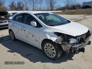 2017 Hyundai Elantra z VIN KMHD35LH7HU374225, wystawiony jako Copart lot #49252185 z przebiegiem 143 949 mil mil oraz Szkoda całkowita • Salvage title. Historia ofert i sprzedaży dostępna na DreamBid. Obrazek 4.