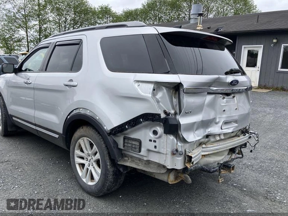 2019 Ford Explorer XLT with VIN 1FM5K8D82KGB40815, listed as a IAAI auction lot 42246073 with 15,157 mi miles and . Bid and sale history available at DreamBid. Image 3.