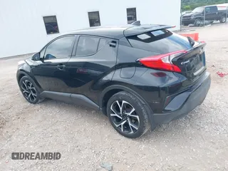2018 Toyota C-HR XLE z VIN NMTKHMBX8JR008430, wystawiony jako IAAI lot #42635658 z przebiegiem 176 462 mil mil oraz . Historia ofert i sprzedaży dostępna na DreamBid. Obrazek 3.