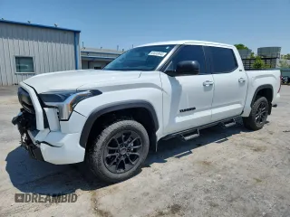 2024 Toyota Tundra SR5 z VIN 5TFLA5DB8RX198091, wystawiony jako Copart lot #60000845 z przebiegiem 17 575 mil mil oraz Szkoda całkowita • Salvage title. Historia ofert i sprzedaży dostępna na DreamBid. Obrazek 1.