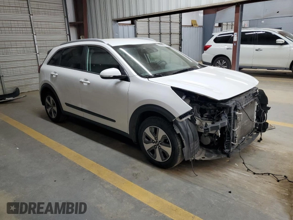 2019 Kia Niro EX with VIN KNDCC3LC1K5264894, listed as a Copart auction lot 62997914 with 127,037 mi miles and Salvage Title. Bid and sale history available at DreamBid. Image 4.