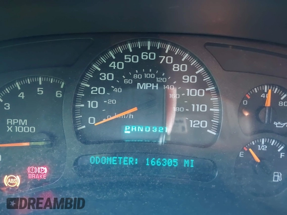 2005 Chevrolet Silverado 1500 LS z VIN 2GCEC19V551250024, wystawiony jako IAAI lot #42357909 z przebiegiem 166 305 mil mil oraz . Historia ofert i sprzedaży dostępna na DreamBid. Obrazek 7.
