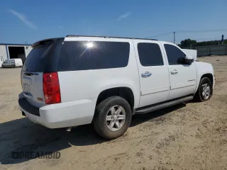2011 GMC Yukon XL SLE with VIN 1GKS1HE0XBR268828, listed as a Copart auction lot 72598254 with Not Provided miles and Salvage Title. Bid and sale history available at carsss.com. Image 3.