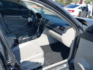 2018 Volkswagen Passat 2.0T S with VIN 1VWAA7A34JC025600, listed as a IAAI auction lot 41594079 with 92,019 mi miles. Bid and sale history available at carsss.com. Image 5.