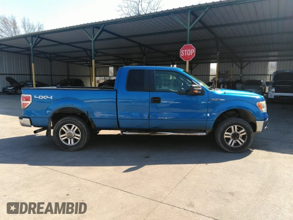 2012 Ford F-150 XL with VIN 1FTFX1EF2CFA37836, listed as a IAAI auction lot 41795562 with 231,059 mi miles. Bid and sale history available at carsss.com. Image 13.