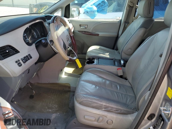 2011 Toyota Sienna XLE AAS with VIN 5TDYK3DC4BS101366, listed as a Copart auction lot 45296075 with 261,950 mi miles and Salvage Title. Bid and sale history available at carsss.com. Image 7.