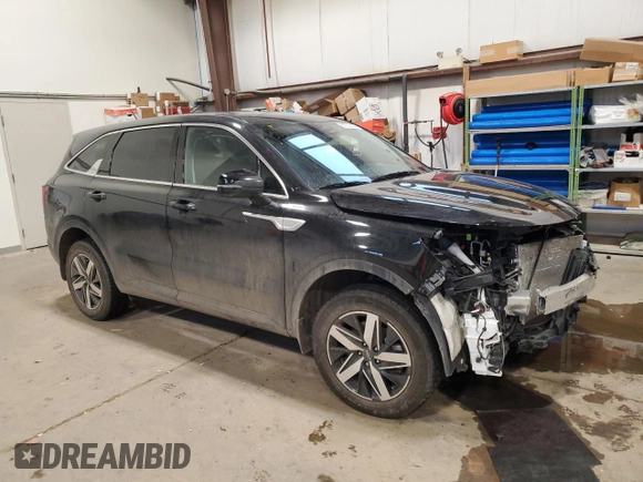 2023 Kia Sorento LX with VIN 5XYRGDLC9PG188022, listed as a Copart auction lot 86303214 with 39,071 mi miles and Salvage Title. Bid and sale history available at carsss.com. Image 4.
