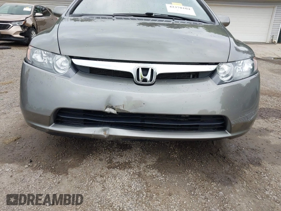 2008 Honda Civic LX z VIN 1HGFA16548L091849, wystawiony jako IAAI lot #42378104 z przebiegiem 74 981 mil mil oraz . Historia ofert i sprzedaży dostępna na DreamBid. Obrazek 6.