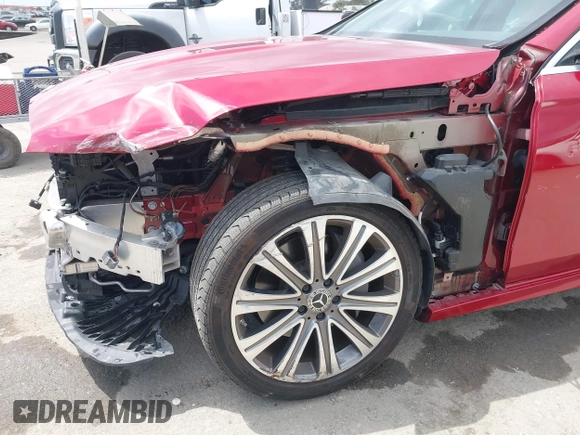 2021 Mercedes-Benz E 350 with VIN W1KZF8DB1MA977976, listed as a IAAI auction lot 42130835 with 30,584 mi miles and . Bid and sale history available at DreamBid. Image 6.