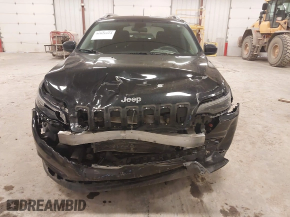 2019 Jeep Cherokee Latitude with VIN 1C4PJMCX6KD218841, listed as a IAAI auction lot 41826614 with 110,109 mi miles and . Bid and sale history available at DreamBid. Image 6.