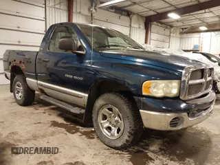 2002 Dodge 1500 ST with VIN 1D7HU16N22J211588, listed as a IAAI auction lot 41524700 with 140,981 mi miles. Bid and sale history available at carsss.com. Image 1.