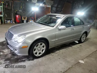 2005 Mercedes-Benz C 320 with VIN WDBRF84J65F557876, listed as a Copart auction lot 76041884 with 113,664 mi miles and Clean title. Bid and sale history available at DreamBid. Image 1.