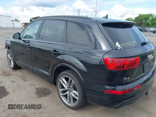 2018 Audi Q7 Prestige z VIN WA1VAAF75JD013490, wystawiony jako IAAI lot #42188029 z przebiegiem 124 894 mil mil oraz . Historia ofert i sprzedaży dostępna na DreamBid. Obrazek 3.