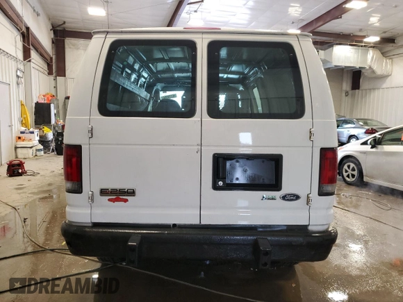 2010 Ford Econoline Cargo Commercial with VIN 1FTNE2EW0ADA26771, listed as a Copart auction lot 86178584 with 221,493 mi miles and Non repairable. Bid and sale history available at DreamBid. Image 6.