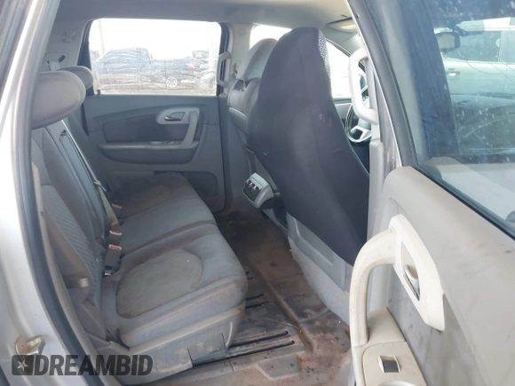 2012 Chevrolet Traverse LS z VIN 1GNKREED4CJ360370, wystawiony jako IAAI lot #42398695 z przebiegiem 194 875 mil mil oraz . Historia ofert i sprzedaży dostępna na DreamBid. Obrazek 8.