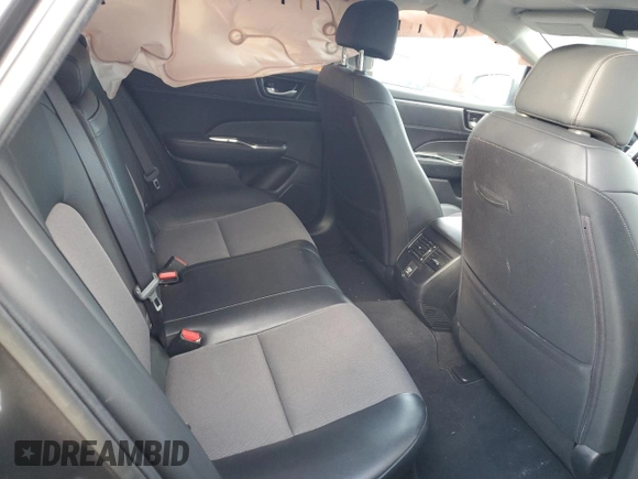 2018 Honda Clarity Plug-In Hybrid with VIN JHMZC5F15JC021193, listed as a Copart auction lot 41731384 with 91,611 mi miles. Bid and sale history available at carsss.com. Image 10.