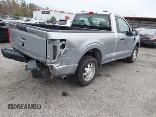 2022 Ford F-150 XL with VIN 1FTMF1CP3NKD75522, listed as a IAAI auction lot 41172250 with 42,956 mi miles. Bid and sale history available at carsss.com. Image 4.