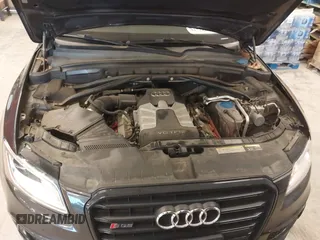 2017 Audi SQ5 Premium Plus with VIN WA1CCAFP5HA041755, listed as a IAAI auction lot 41728825 with 135,512 mi miles. Bid and sale history available at carsss.com. Image 10.