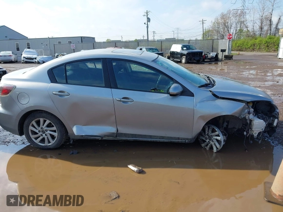 2013 Mazda 3 i Touring with VIN JM1BL1VP5D1750277, listed as a IAAI auction lot 42010525 with 174,192 mi miles and . Bid and sale history available at carsss.com. Image 14.