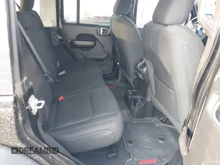 2020 Jeep Wrangler Unlimited Sport S with VIN 1C4HJXDN2LW165046, listed as a IAAI auction lot 42400876 with 92,100 mi miles and . Bid and sale history available at DreamBid. Image 8.