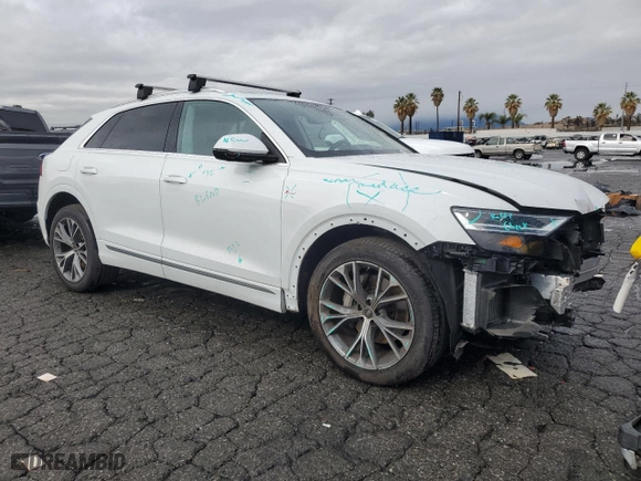 2022 Audi Q8 Premium Plus with VIN WA1EVBF16ND030858, listed as a Copart auction lot 39587974 with 19,981 mi miles. Bid and sale history available at carsss.com. Image 4.