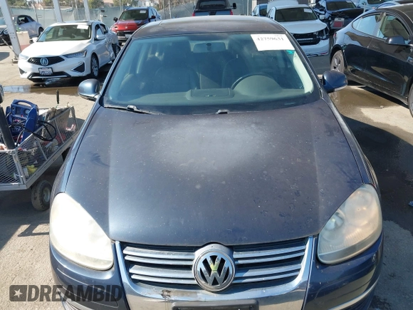 2009 Volkswagen Jetta TDI with VIN 3VWRL71K99M030967, listed as a IAAI auction lot 42759631 with 152,336 mi miles and . Bid and sale history available at DreamBid. Image 6.