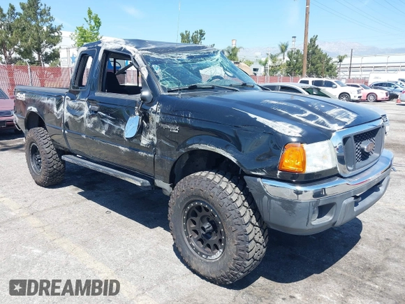 2005 Ford Ranger XL with VIN 1FTZR15E25PA92668, listed as a IAAI auction lot 41984723 with 218,867 mi miles. Bid and sale history available at carsss.com. Image 1.