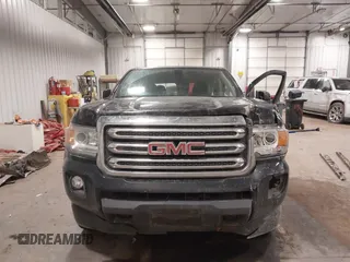2016 GMC Canyon 4WD SLE with VIN 1GTG6CE36G1171079, listed as a IAAI auction lot 41585788 with 157,729 mi miles. Bid and sale history available at carsss.com. Image 13.