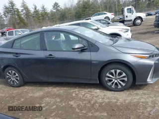 2020 Toyota Prius LE with VIN JTDKARFP2L3136261, listed as a IAAI auction lot 41752037 with Not Provided miles and . Bid and sale history available at DreamBid. Image 14.